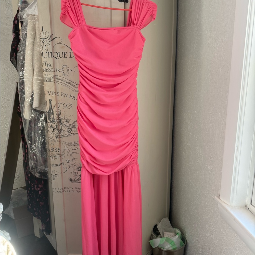 Beautiful Anthropologie Coral Elliat Capra Evening Gown